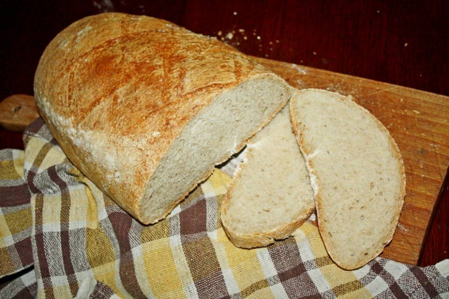 Chleb pszenno-żytni na domowym zakwasie