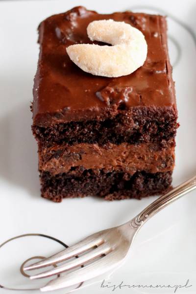 Ciasto czekoladowe ze śliwką i rumem