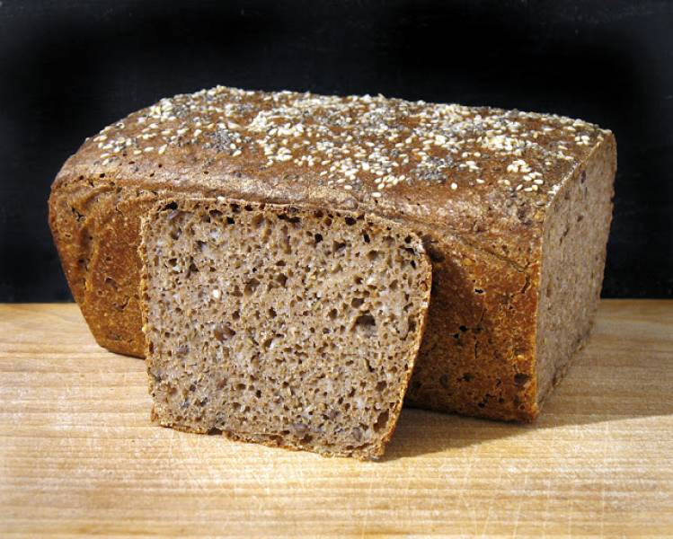 Chleb 100% pełnoziarnisty mieszany