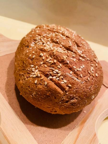 Chleb pełnoziarnisty, ekspresowy (na proszku do pieczenia)