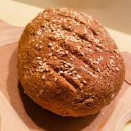 Chleb pełnoziarnisty, ekspresowy (na proszku do pieczenia)