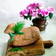 Wielkanocny baranek chlebowy