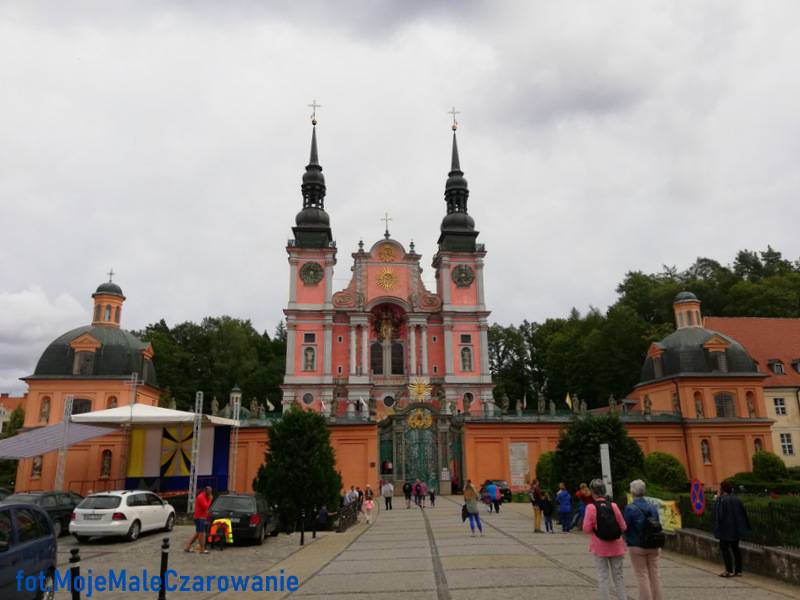 Sanktuarium Maryjne - Bazylika pw. Nawiedzenia Najświętszej Marii Panny w Świętej Lipce woj. warmińsko - mazurskie