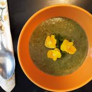 Zupa pokrzywowo-warzywna i kilka słów o ogrodowym zielsku.