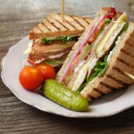Kanapka Club sandwich