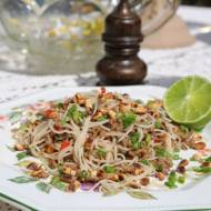 Cellophane makaronowe z wieprzowiną, przepis z kuchni tajskiej