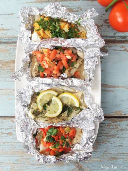 Ryba w folii z warzywami z (grilla lub z piekarnika) / Baked or Grilled Fish with Vegetables