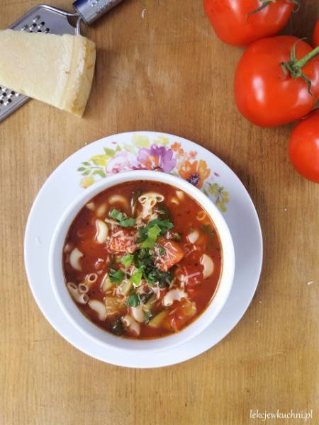 Włoska zupa pomidorowo-jarzynowa (Minestrone) / Minestrone Soup