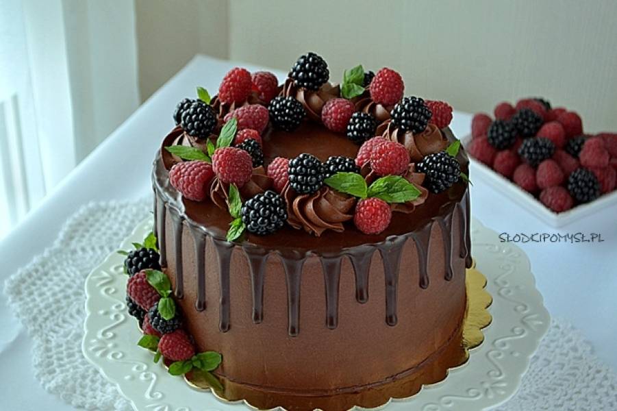 DRIP CAKE – czekoladowy tort
