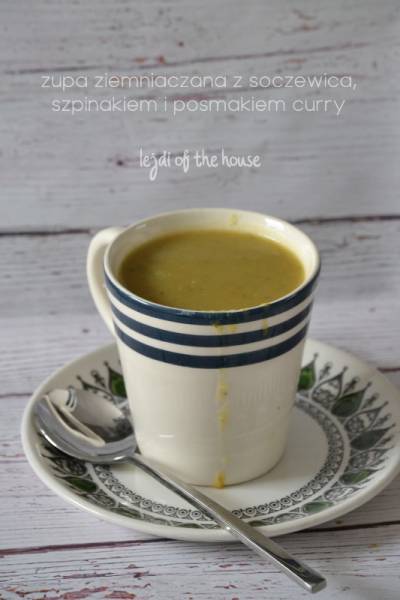 Zupa bardzo brzydka, ziemniaczana z soczewicą, szpinakiem i lekkim posmakiem curry...