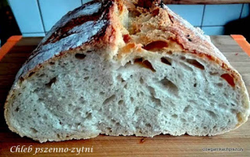 Chleb pszenno-żytni bez wyrabiania