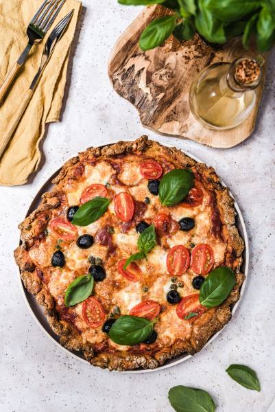 Pizza na spodzie dyniowym – czyli co zrobić z puree dyniowego?