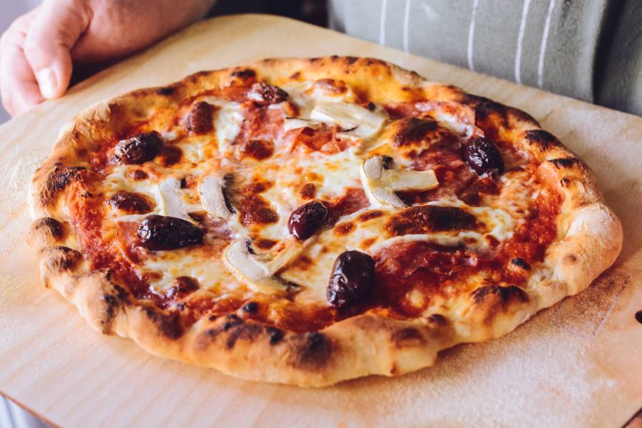 Łatwa pizza neapolitańska – prosty przepis