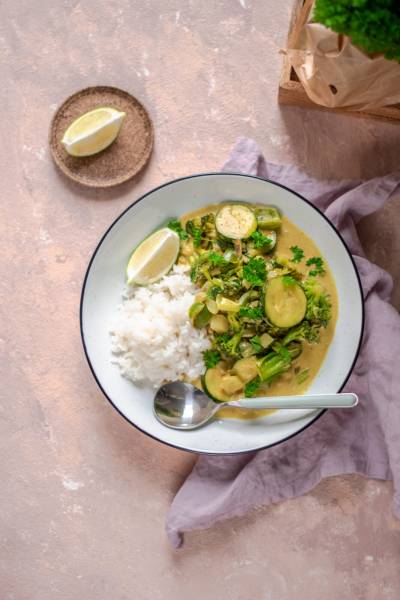 Curry z zielonych warzyw