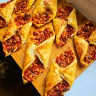 Pizzerinki z ciasta francuskiego
