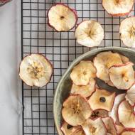 Suszone jabłka i kompot z suszonych jabłek