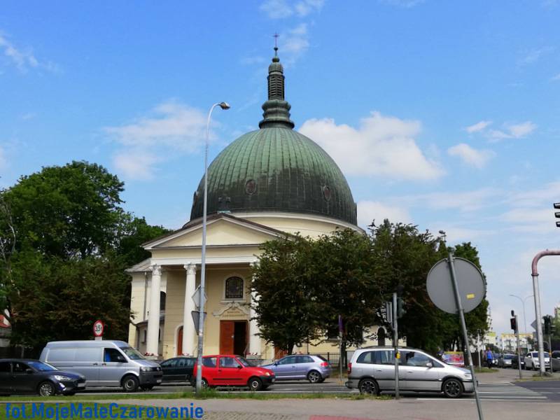 Kościół Garnizonowy  pw. św. Barbary i św. Maurycego w Inowrocławiu woj. kujawsko - pomorskie