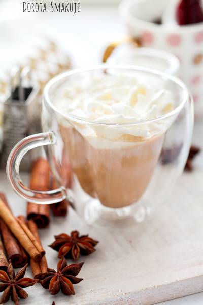 Chai latte – przepis na wyjątkową herbatę