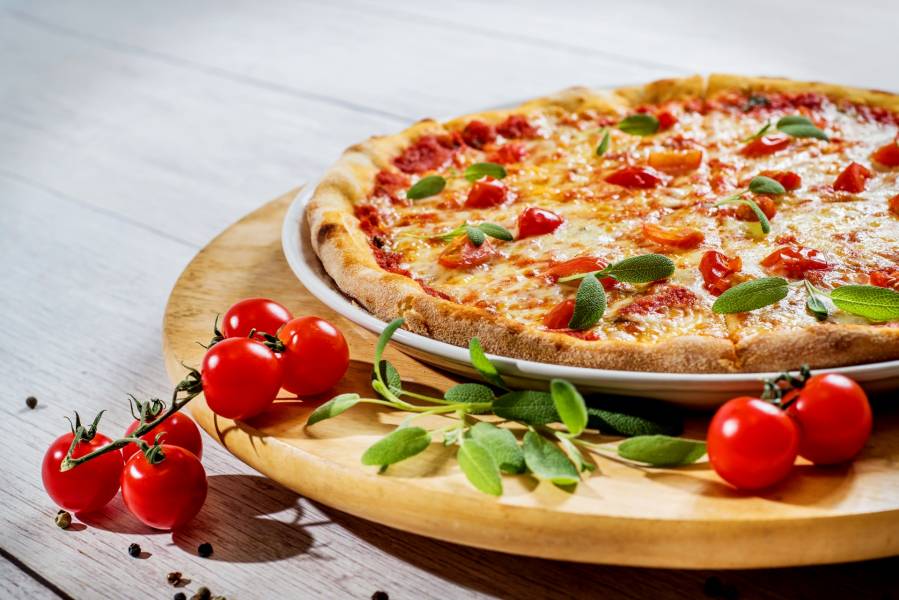 Dlaczego jedzenie pizzy uzależnia?