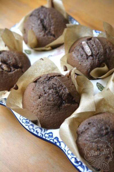 Muffinki z czekoladą w środku