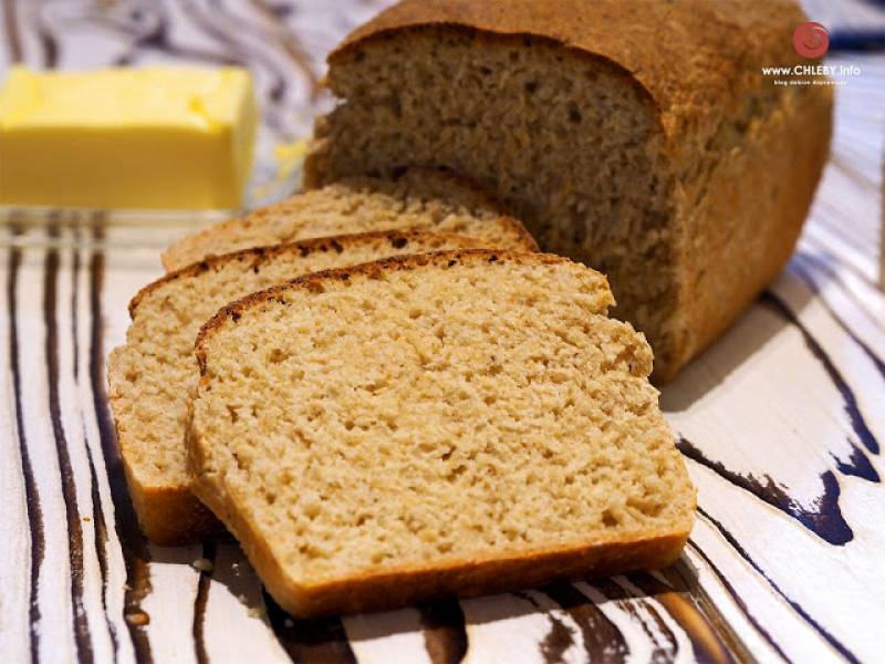 Chleb pszenny z otrębami owsianymi