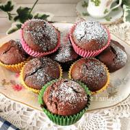 Muffiny czekoladowe z marmoladą