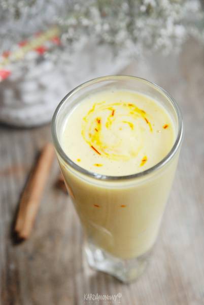 Mango lassi