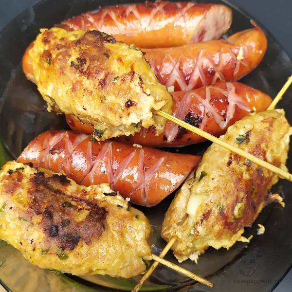 Kebabczeta – grillowane kotlety wieprzowe z miętą na patyczkach