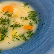 Zupa kalafiorowa z ziemniakami i marchewką