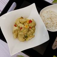 Curry z kurczakiem i ryżem