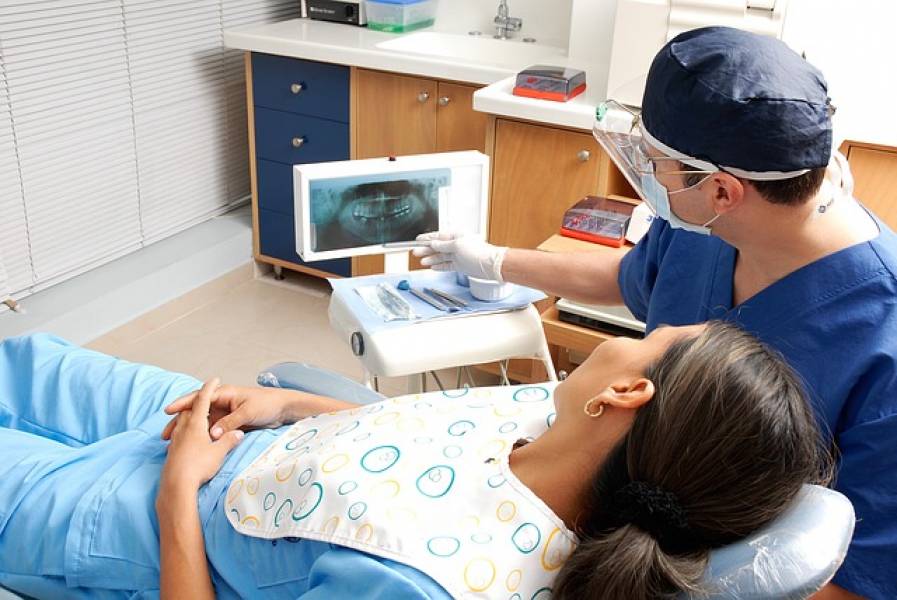 Wizyta u dentysty – co powinniśmy wiedzieć?