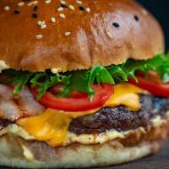 Czym powinien charakteryzować się dobry burger?