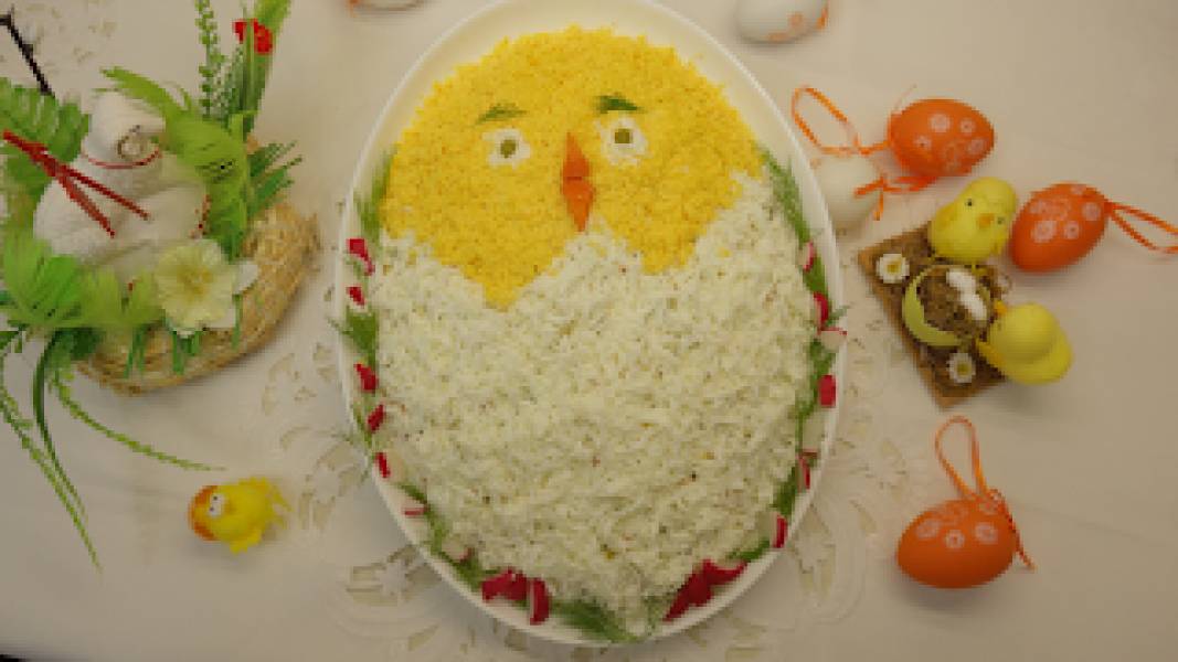 Sałatka Kurczaczek Wielkanocny – przepyszna sałatka ziemniaczana