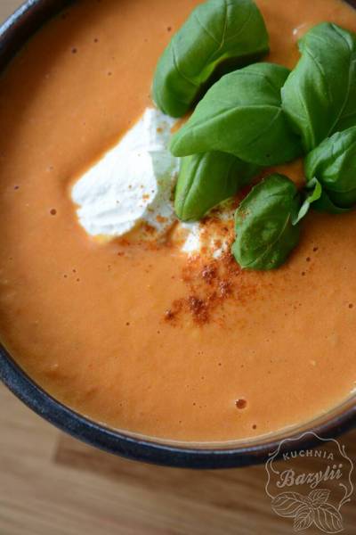 Zupa krem z pieczonych pomidorów z mascarpone