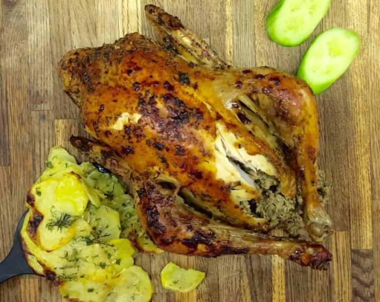 Świąteczny obiad: faszerowany kurczak, nadziewana kaczka i gęś