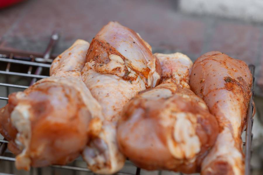 Ziołowo – paprykowe pałki z kurczaka z grilla