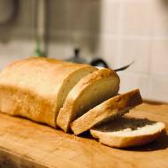 Chleb pszenny foremkowy