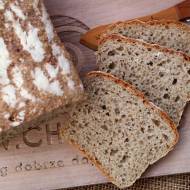 Szybki pszenno-żytni chleb z formy
