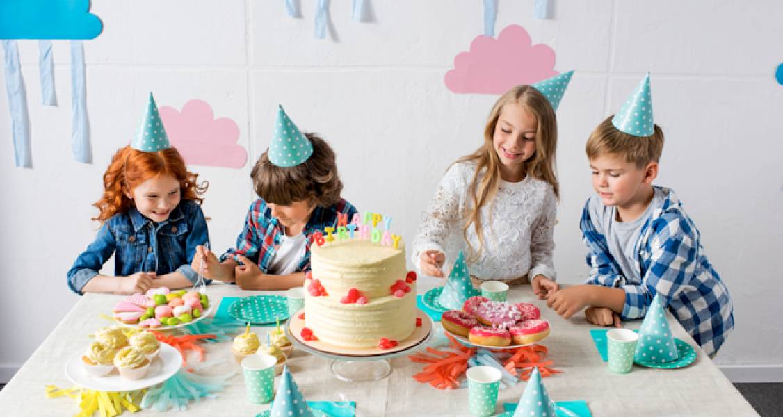 Jak zaplanować świętowanie urodzin: instrukcja krok po kroku