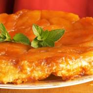 Tarta Tatin – czyli tarta odwrócona z jabłkami, na spodzie z ciasta francuskiego