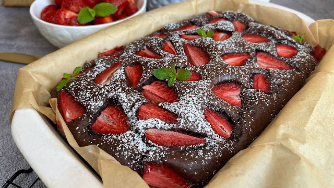 🍫🍓 Ekspresowe ciasto czekoladowe z truskawkami 🍓🍫
