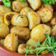 Ziołowe młode ziemniaki, pieczone