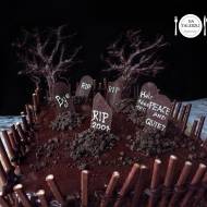 Ciasto czekoladowe cmentarz na Halloween
