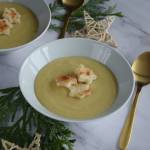 Zupa krem z białych warzyw z gwiazdkowymi grzankami