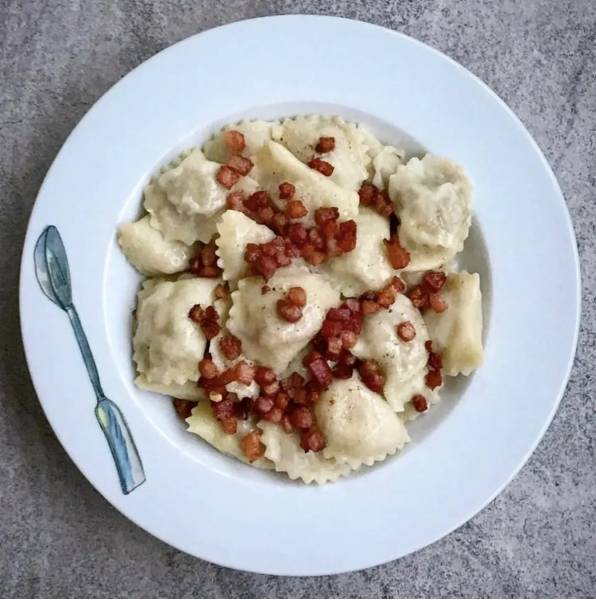 Pierogi z mięsem wcześniej gotowanym