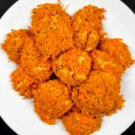 Pieczone placuszki marchewkowo-serowe z komosą ryżową