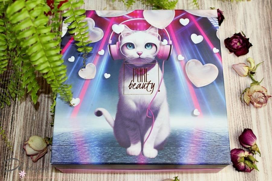 Really Lovely - przegląd boxu kosmetyczngo od Pure Beauty