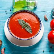 Kremowa zupa pomidorowa z passaty: smakowity przepis krok po kroku