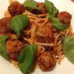 Spaghetti z domowymi klopsikami