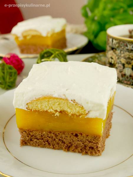 Ciasto Promyk Słońca – orzeźwiający smakołyk z nutą pomarańczy